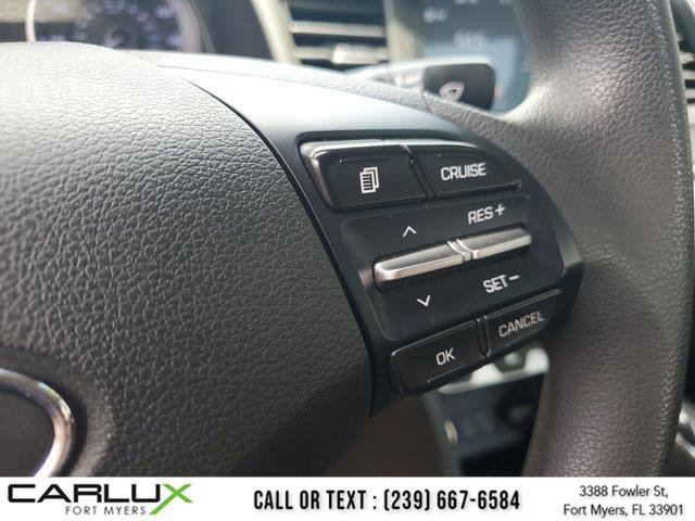 Used 2020 Hyundai Elantra SEL image 22