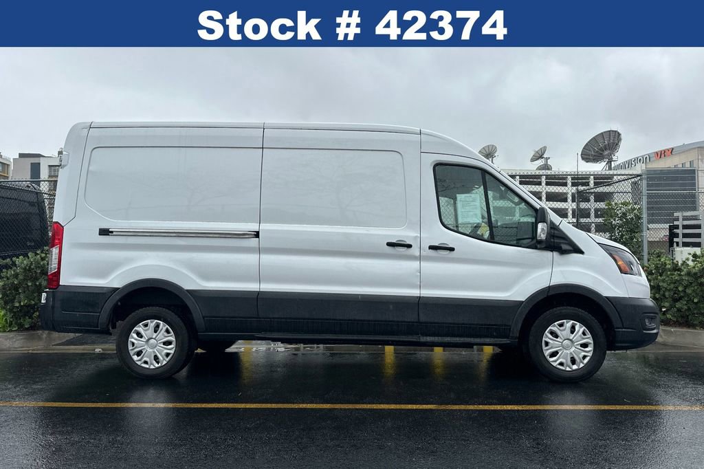 Used 2022 Ford E-Transit Medium Roof w/ Load Area Protection Package image 3