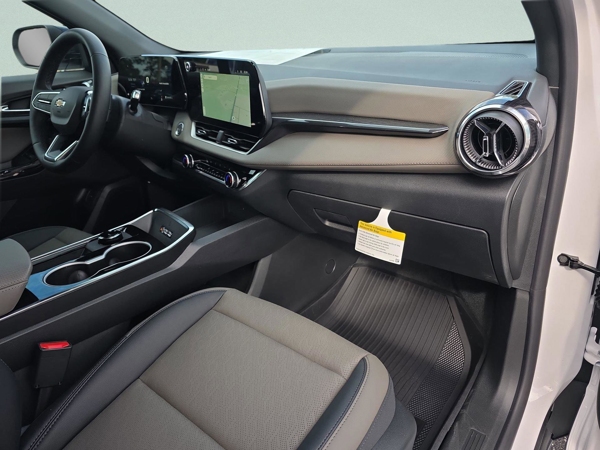 New 2026 Chevrolet Equinox LT w/ Convenience Package II image 10