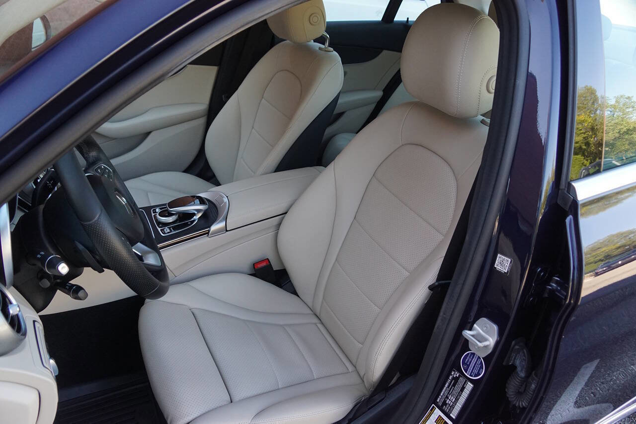Used 2016 Mercedes-Benz C 300 Sedan image 21