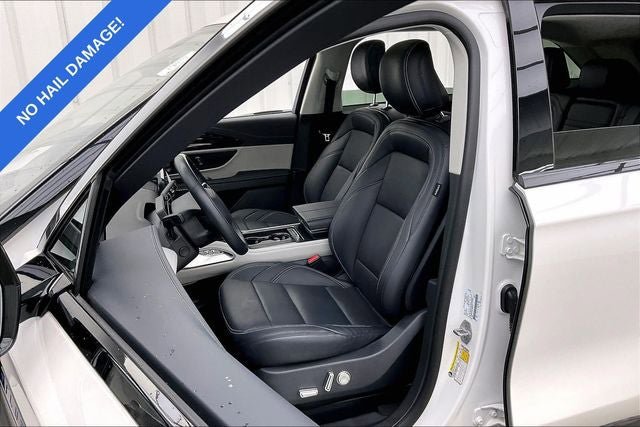 Used 2025 Lincoln Nautilus Premier w/ Equipment Group 102A AWD/4WD image 8
