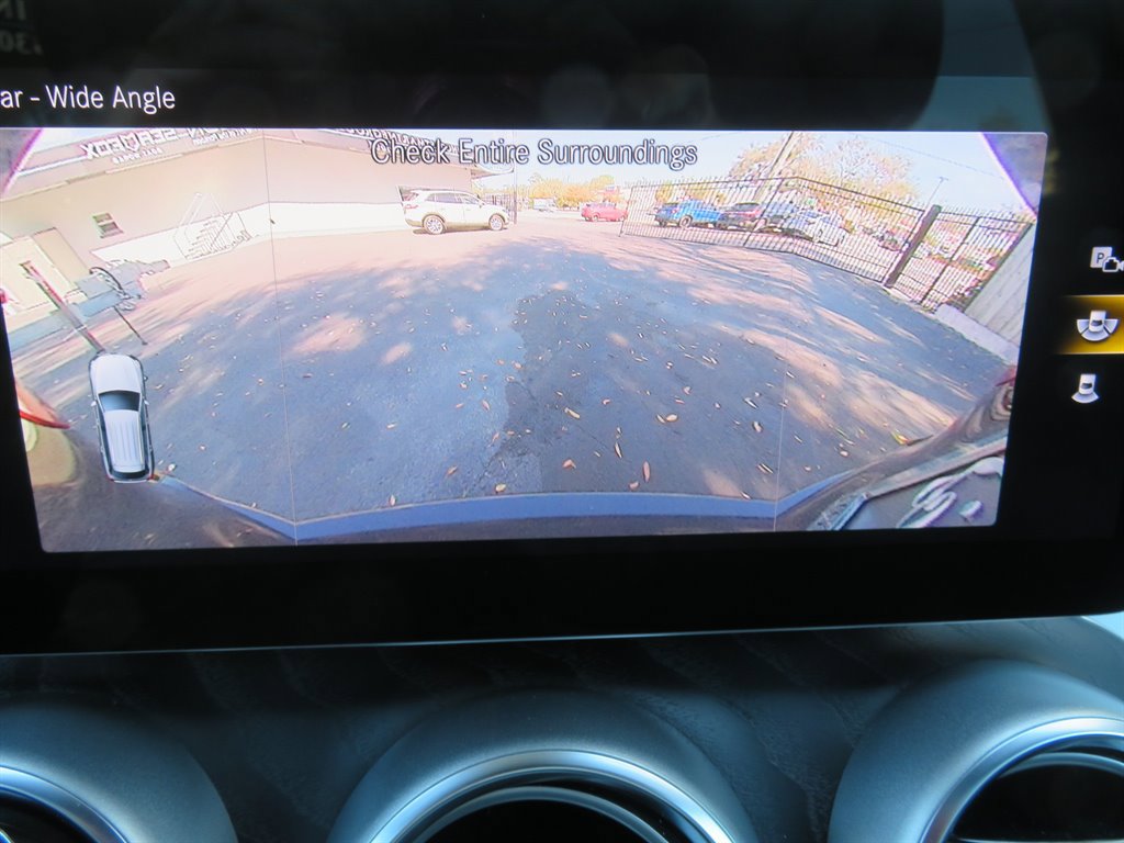 Used 2021 Mercedes-Benz GLC 300 image 25