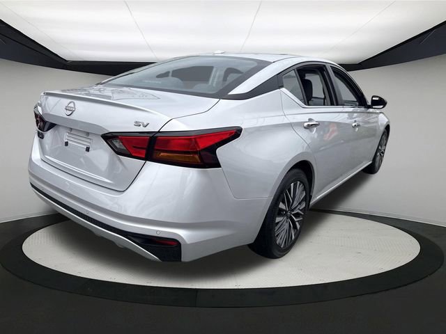 Used 2024 Nissan Altima 2.5 SV image 10