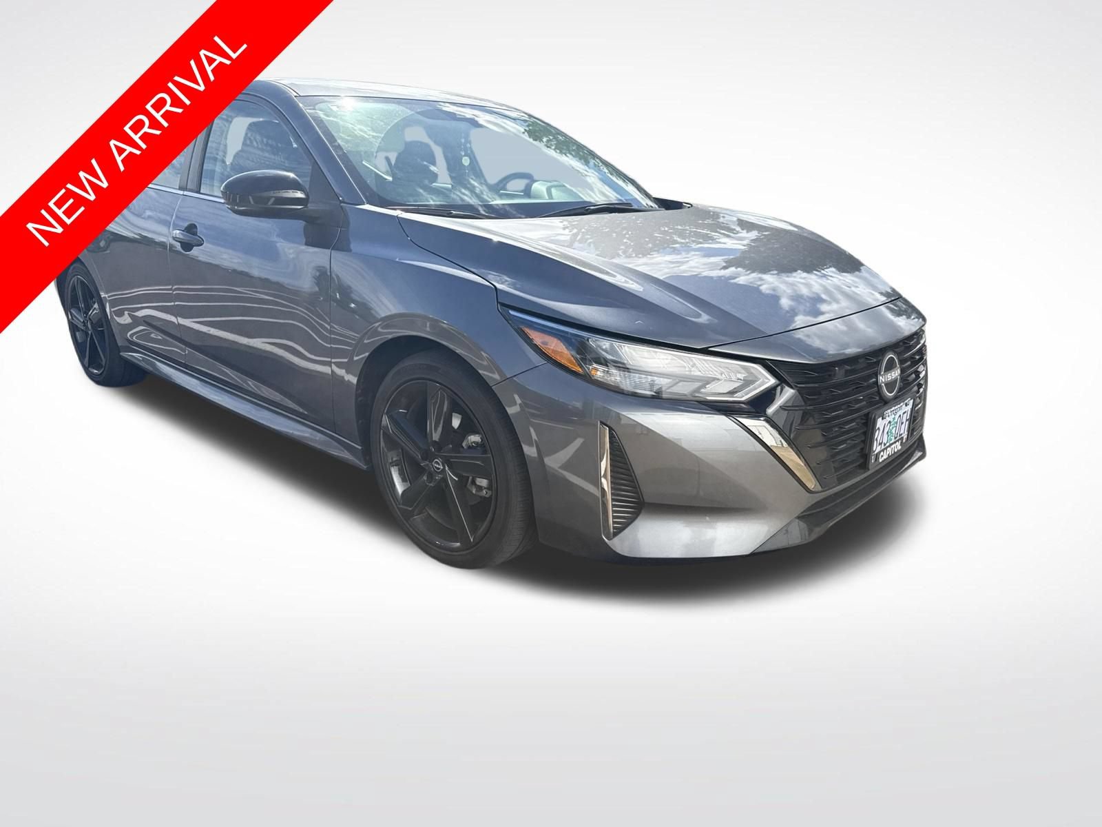 Used 2024 Nissan Sentra SR FWD image 1