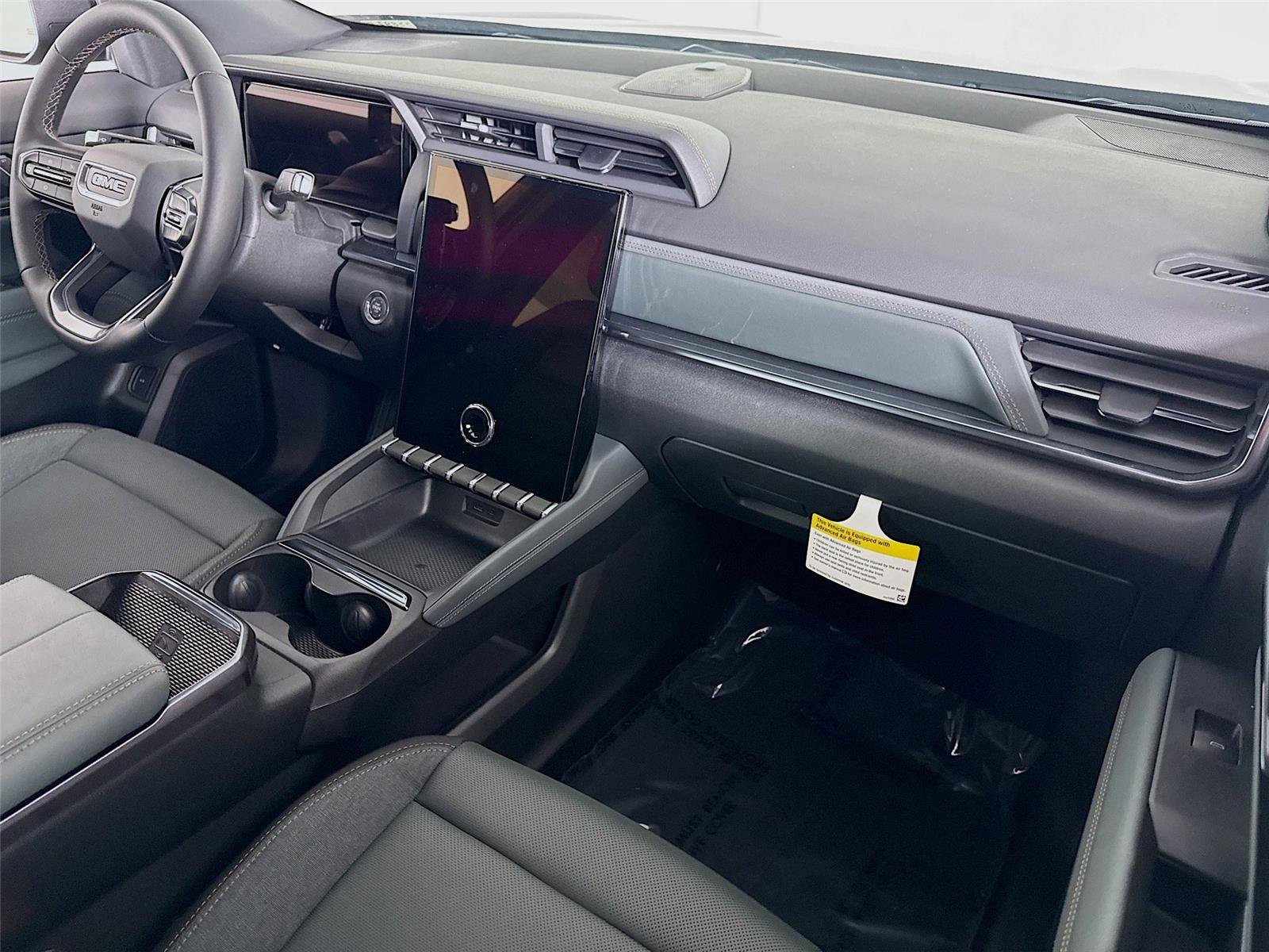 New 2026 GMC Terrain AT4 w/ Convenience Package III image 23