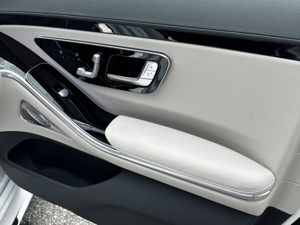 New 2026 Mercedes-Benz S 500 4MATIC image 17