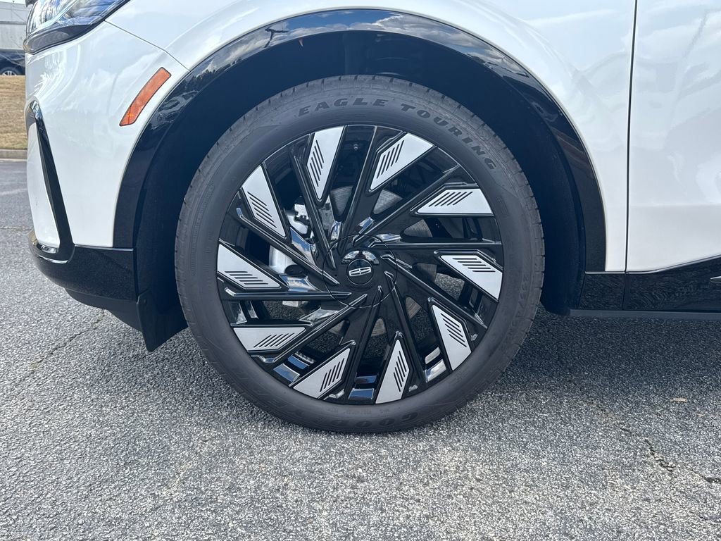 Used 2025 Lincoln Nautilus Reserve image 17