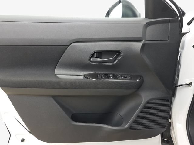 Used 2026 Nissan Kicks S FWD image 26