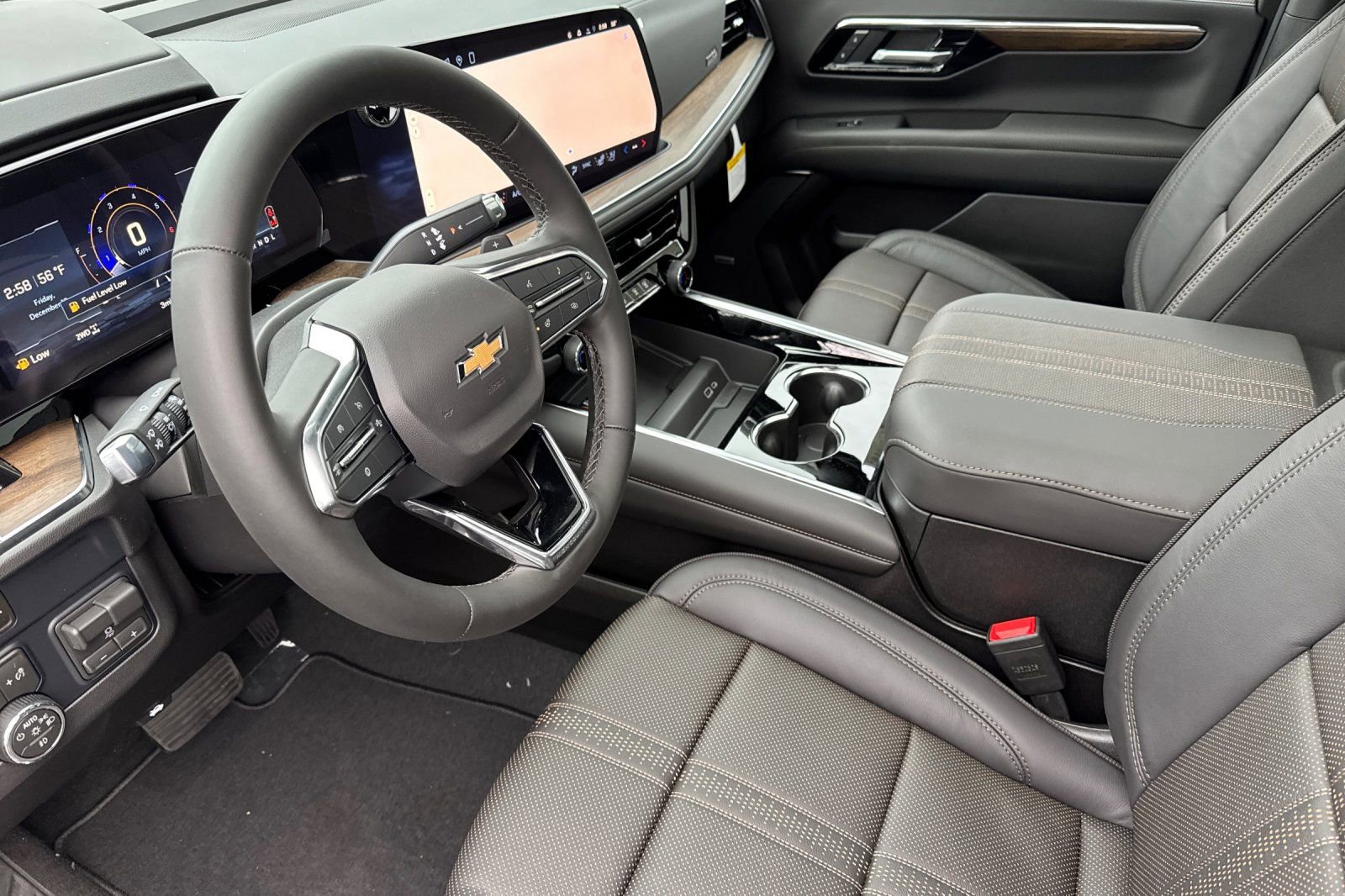 New 2026 Chevrolet Suburban High Country w/ Sun And Tow Package image 9