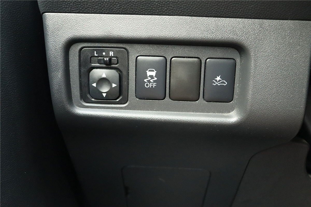 Used 2024 Mitsubishi Mirage ES FWD image 28