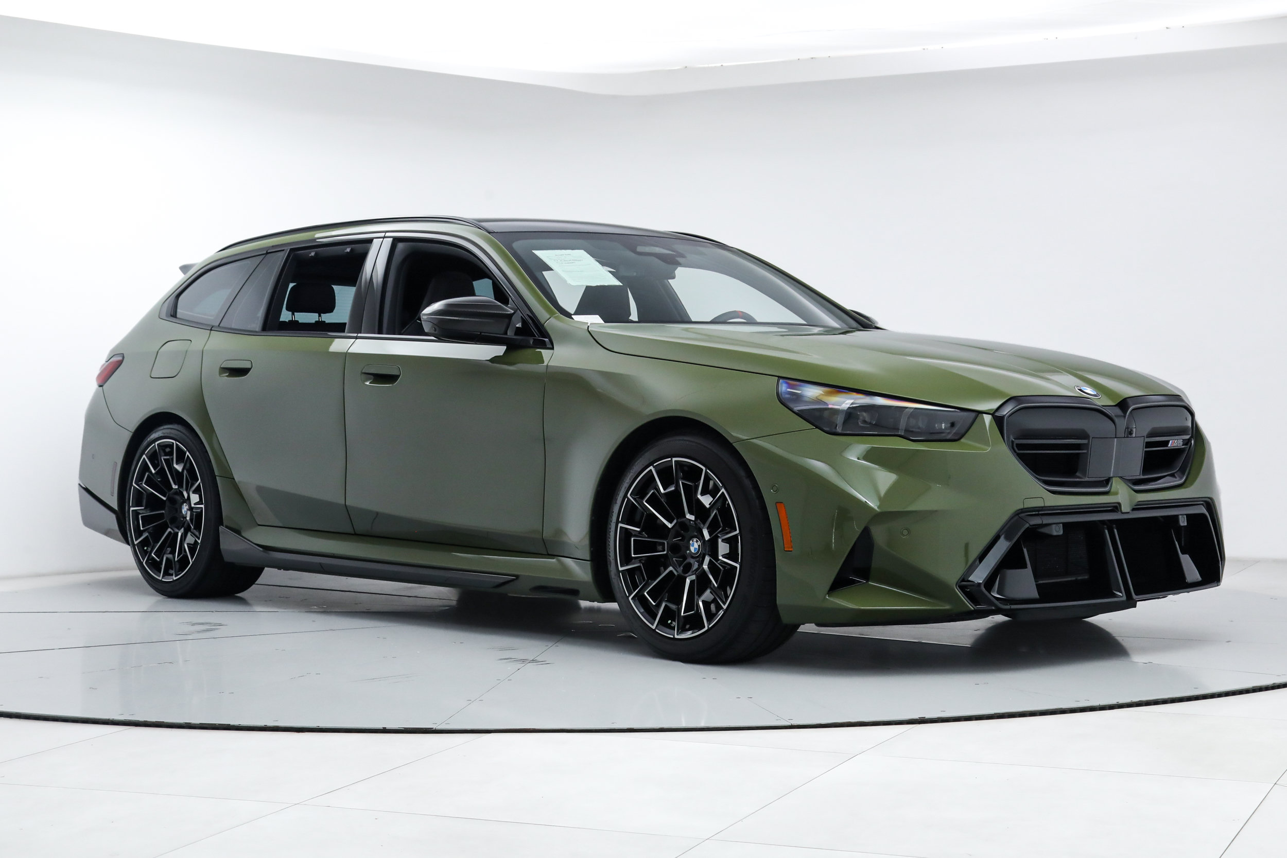 Used 2026 BMW M5 Touring w/ M Driver's Package AWD/4WD image 7