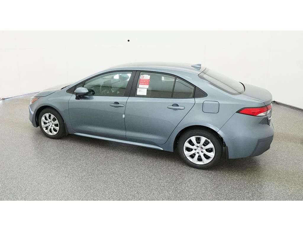 Used 2025 Toyota Corolla LE FWD image 5
