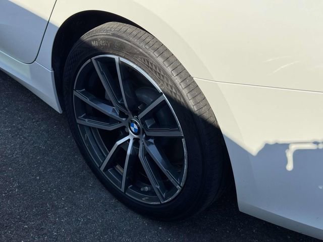 Used 2019 BMW 330i xDrive Sedan w/ Convenience Package AWD/4WD image 13