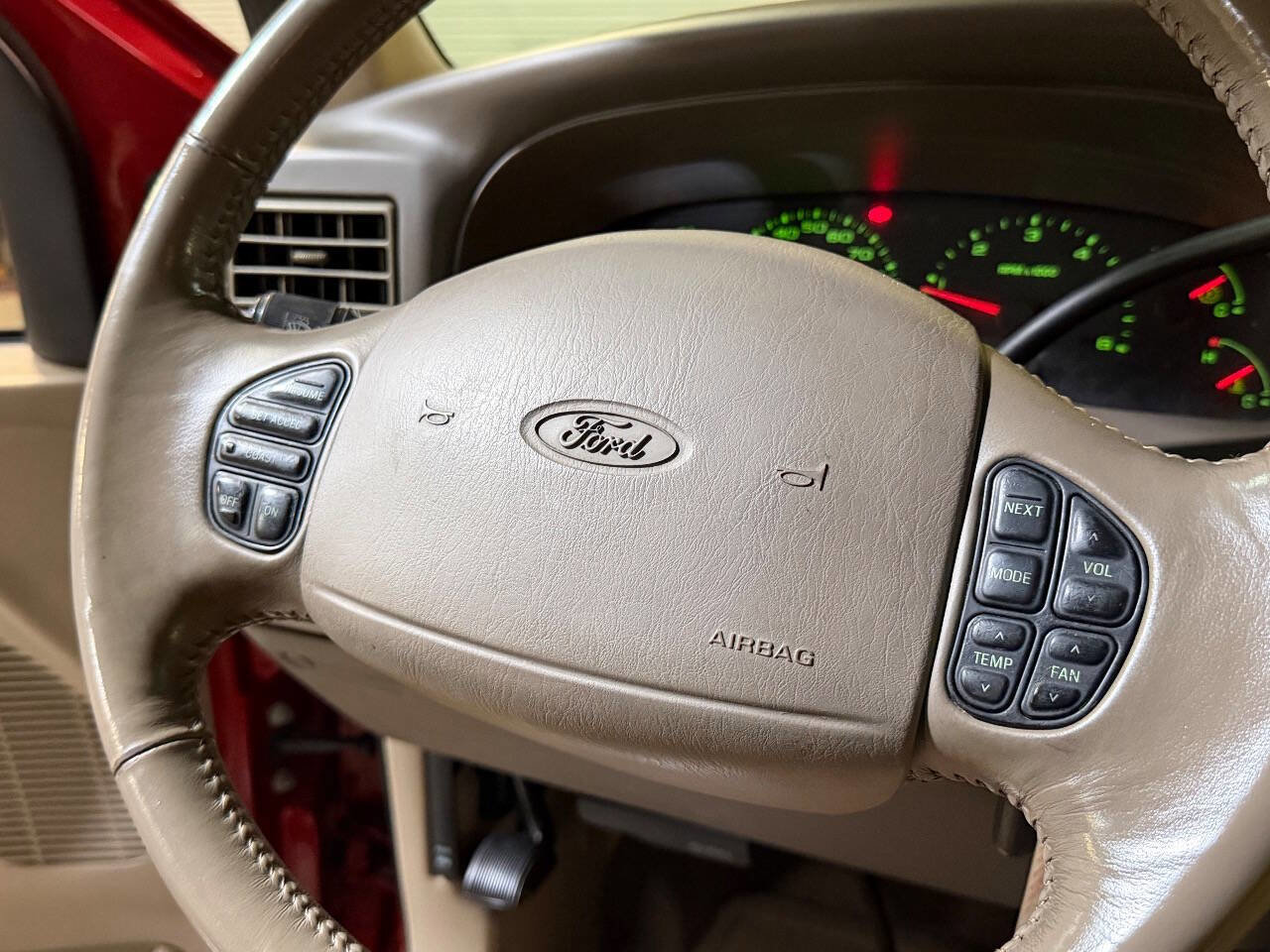 Used 2002 Ford Excursion Limited image 51