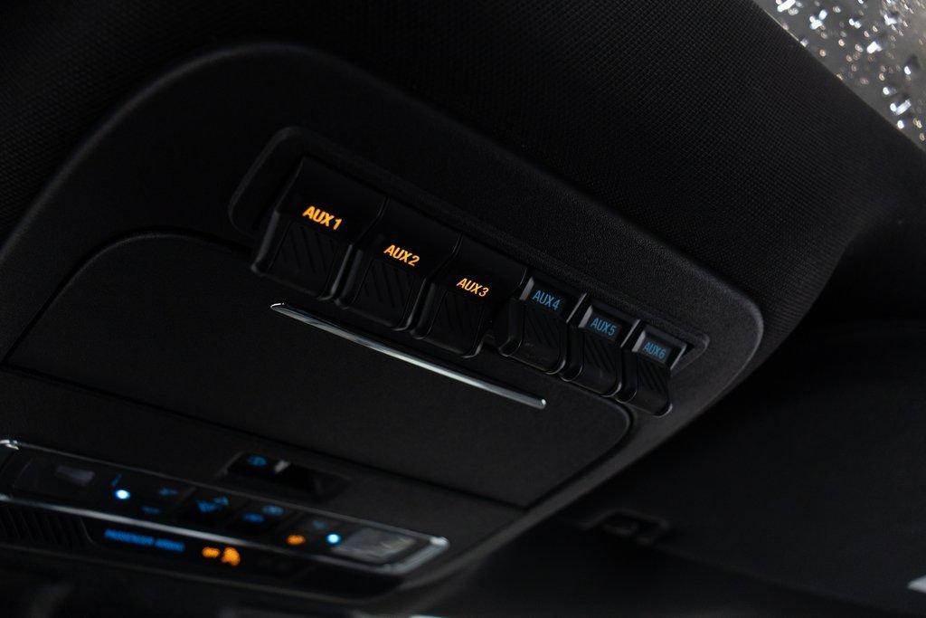 Used 2025 Ford F150 Raptor AWD/4WD image 41