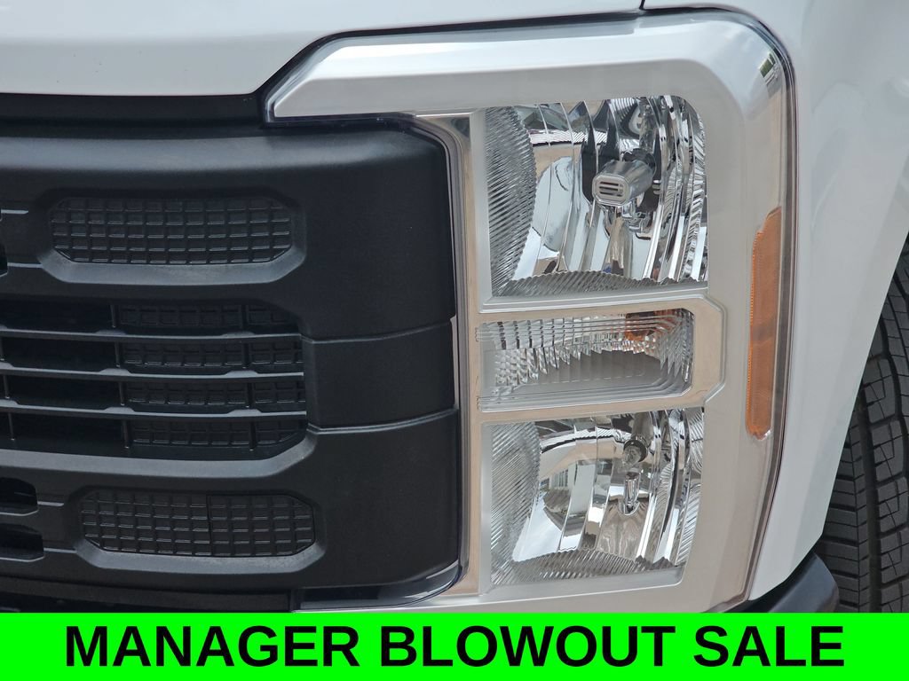 New 2026 Ford F350 XL RWD image 32