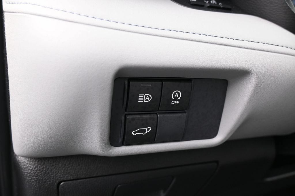 Used 2026 Toyota Highlander XLE AWD/4WD image 15