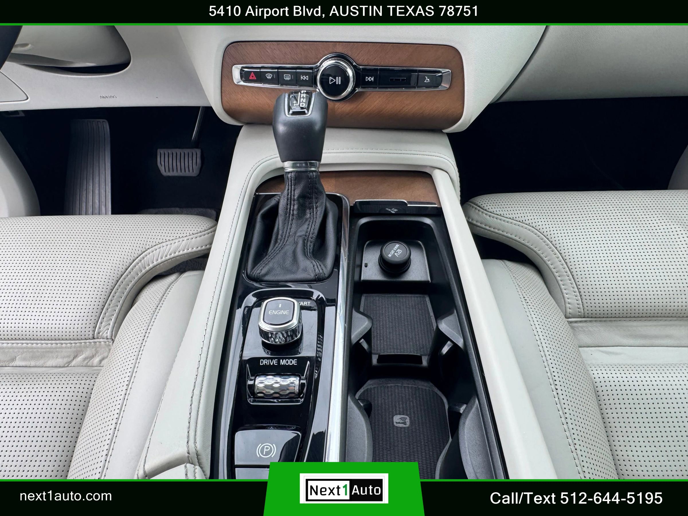 Used 2017 Volvo XC90 T6 Inscription w/ Vision Package AWD/4WD image 25