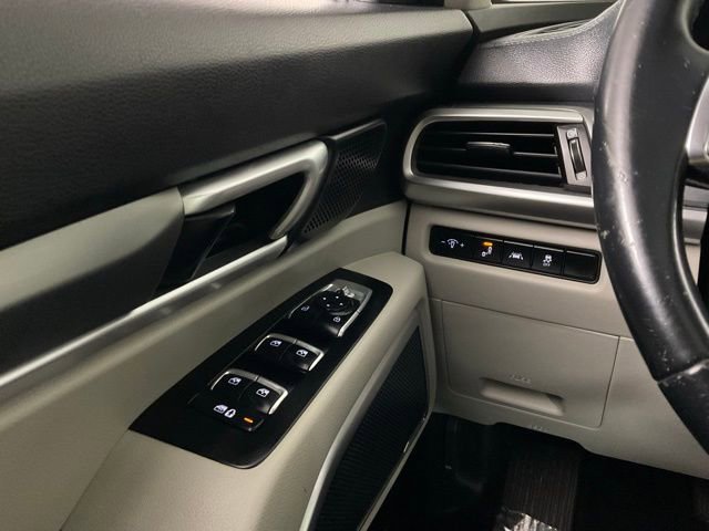 Used 2020 Kia Telluride S w/ S 8 Passenger Seating Package image 20