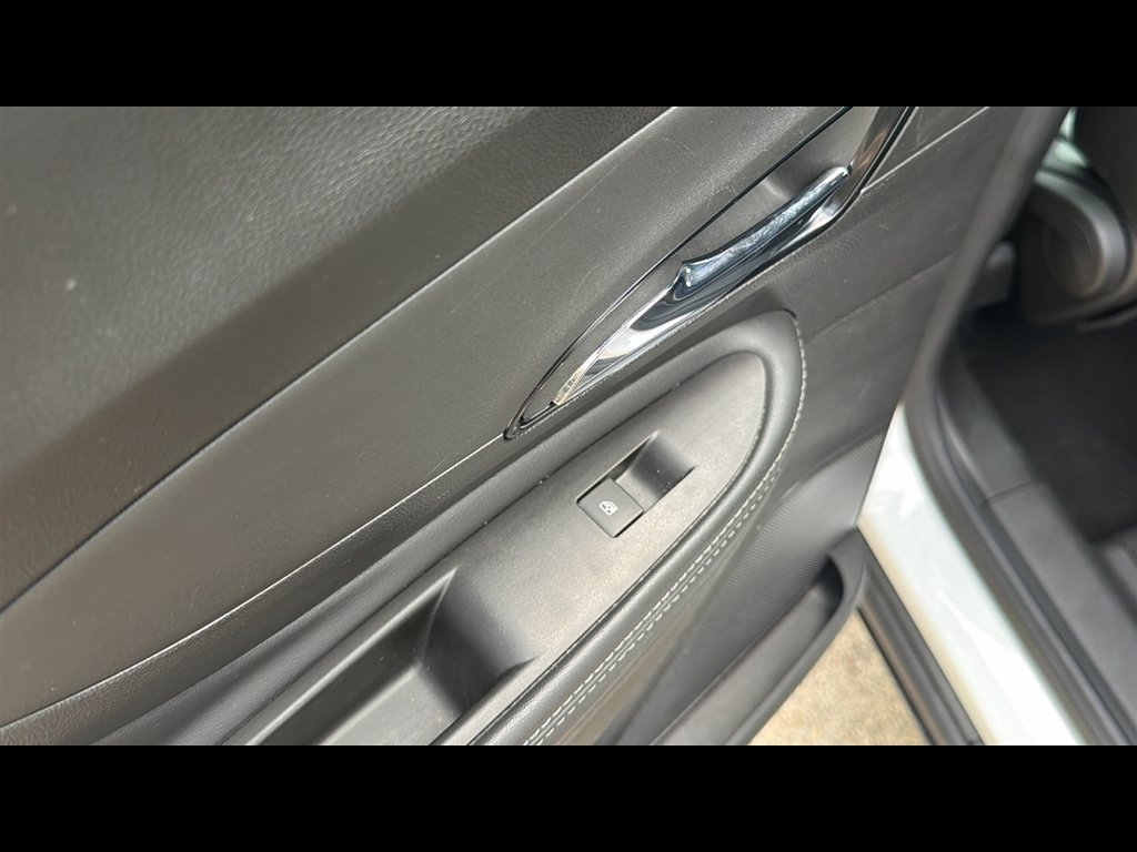 Used 2022 Buick Encore Preferred w/ Safety Package AWD/4WD image 22