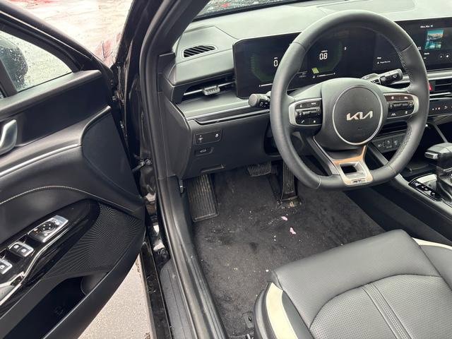 Used 2025 Kia K5 GT-Line AWD/4WD image 9