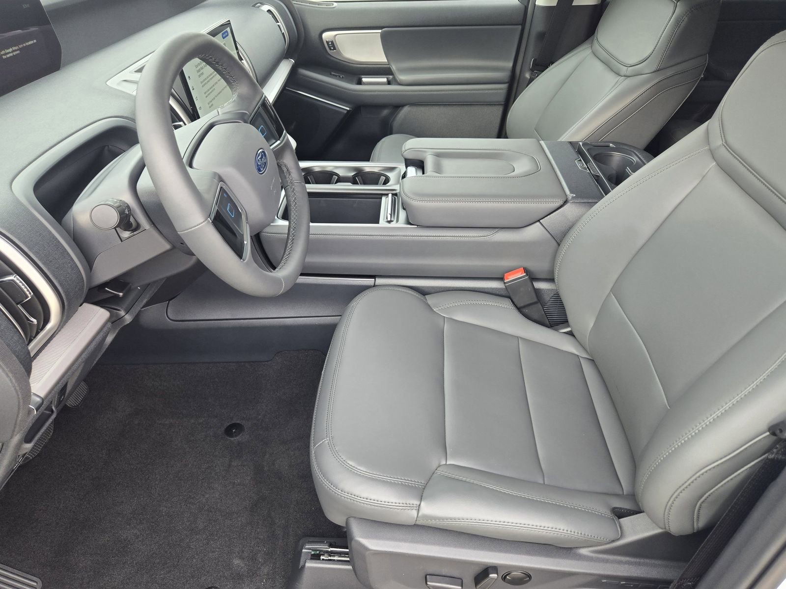 New 2026 Ford Expedition Active RWD image 14