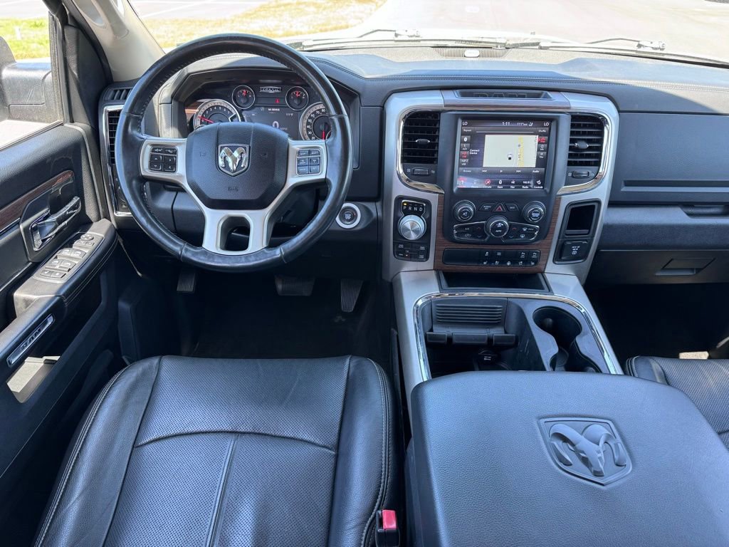 Used 2018 RAM 1500 Laramie w/ Convenience Group AWD/4WD image 10