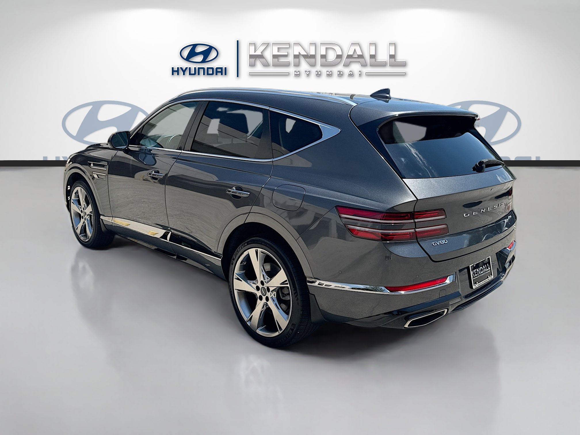Used 2022 Genesis GV80 2.5T w/ Prestige Package 04 AWD/4WD image 4