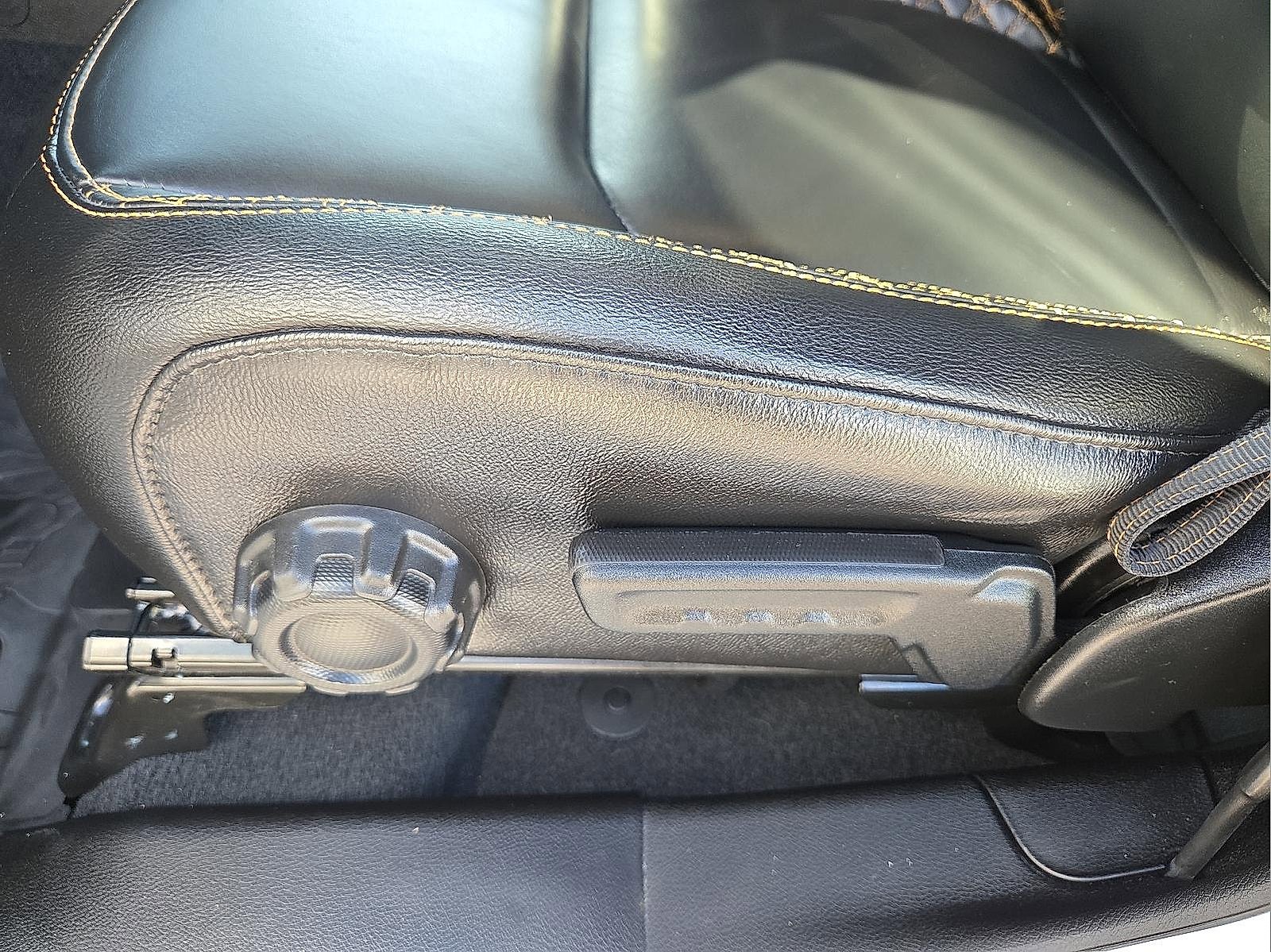 Used 2023 Jeep Gladiator Overland image 13