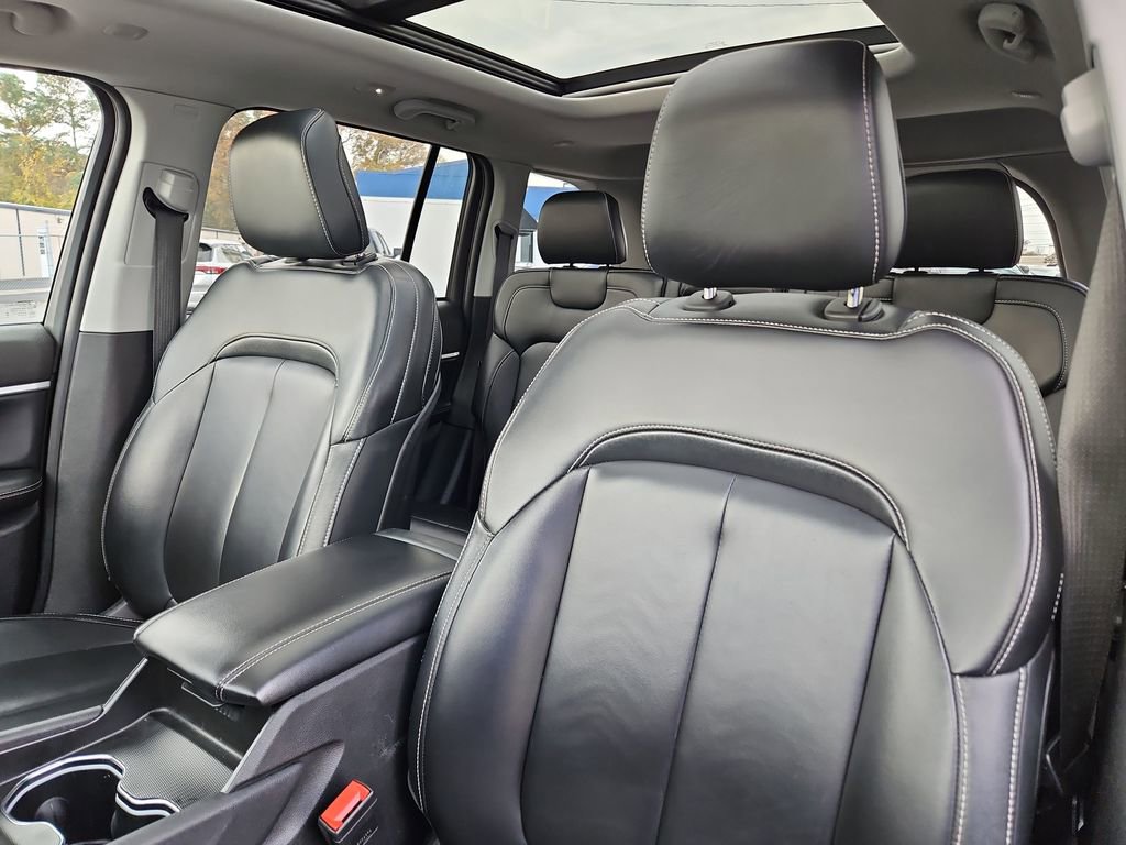 Used 2024 Jeep Grand Cherokee Limited 4xe image 25