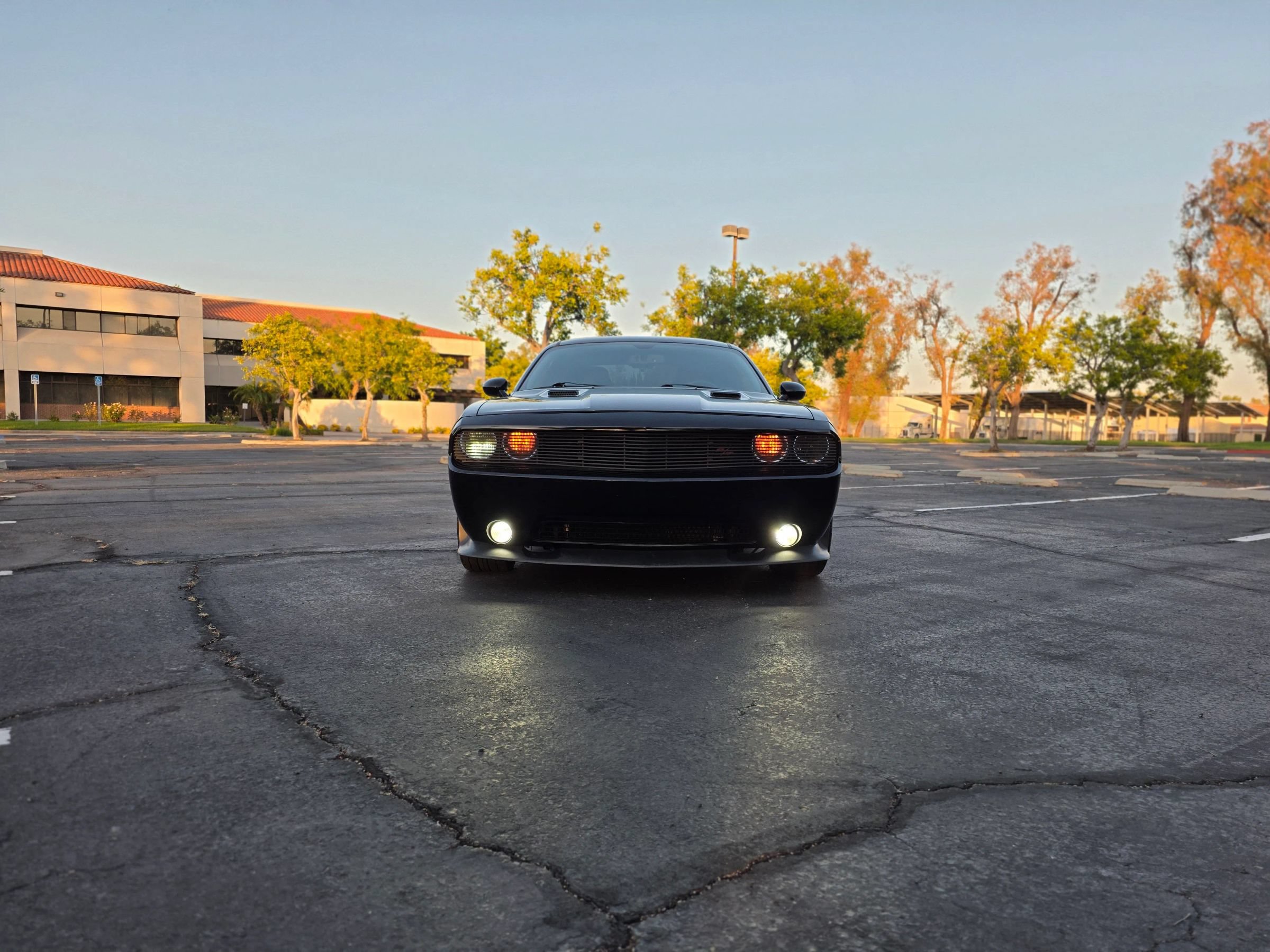 Used 2014 Dodge Challenger R/T w/ Blacktop Package RWD image 2