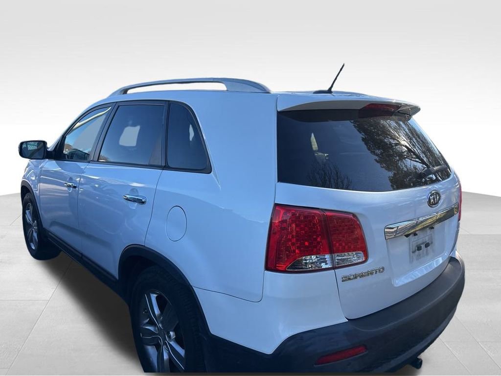 Used 2012 Kia Sorento EX w/ EX V6 Premium Pkg image 16