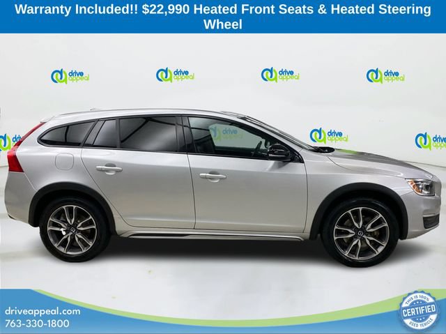 Used 2018 Volvo V60 T5 Cross Country AWD/4WD image 4