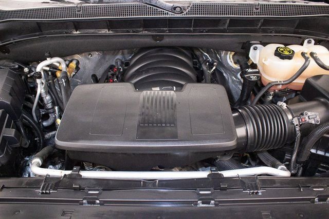 Used 2021 Chevrolet Tahoe High Country image 3