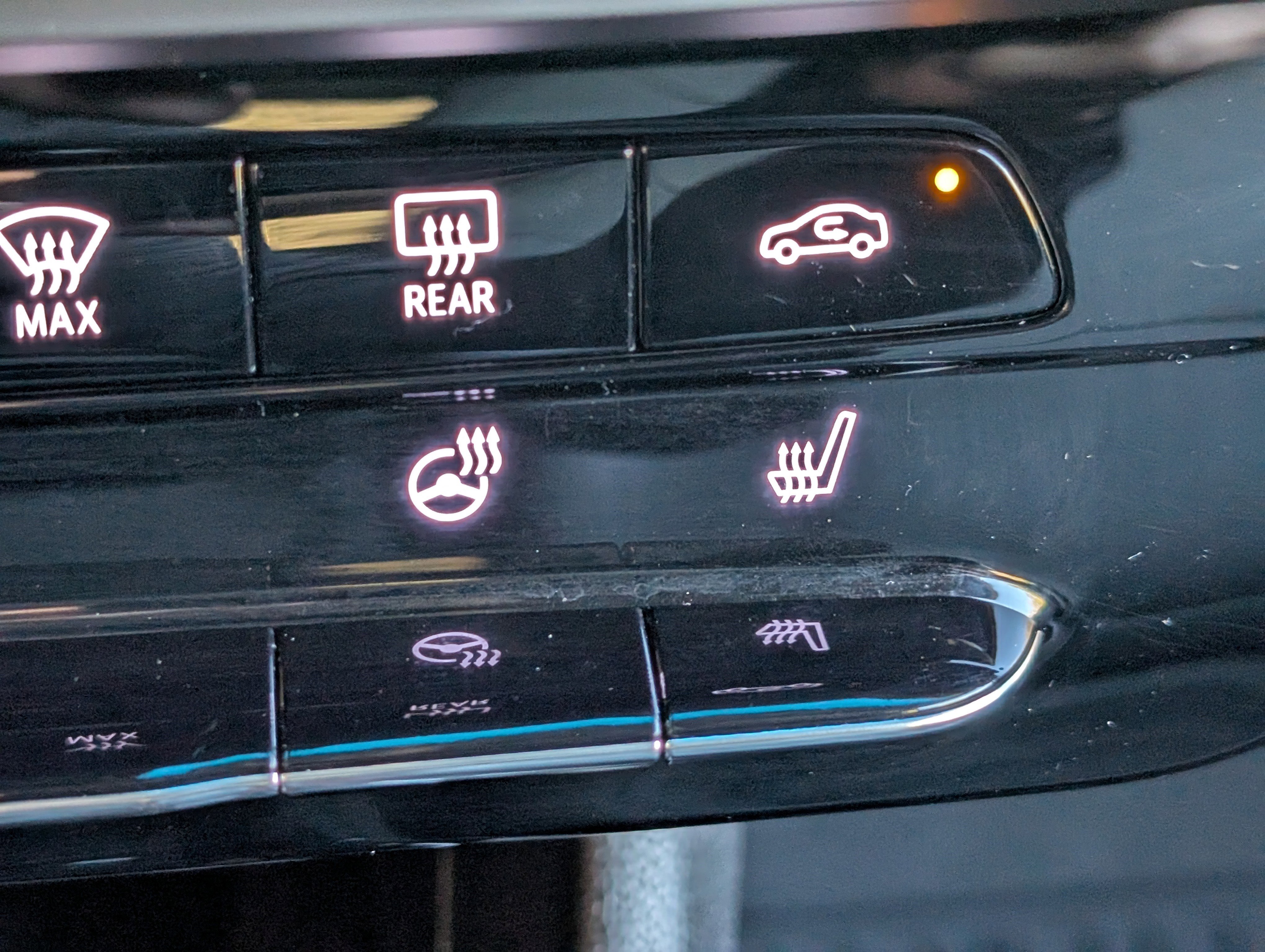 Used 2022 Chevrolet Bolt LT w/ Infotainment Package image 31