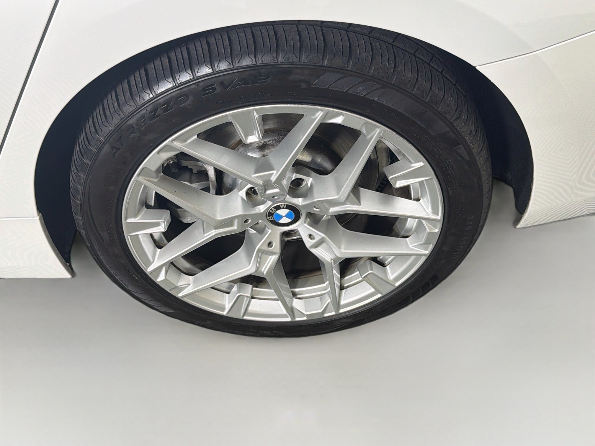 Used 2025 BMW 330i Sedan w/ Convenience Package RWD image 11