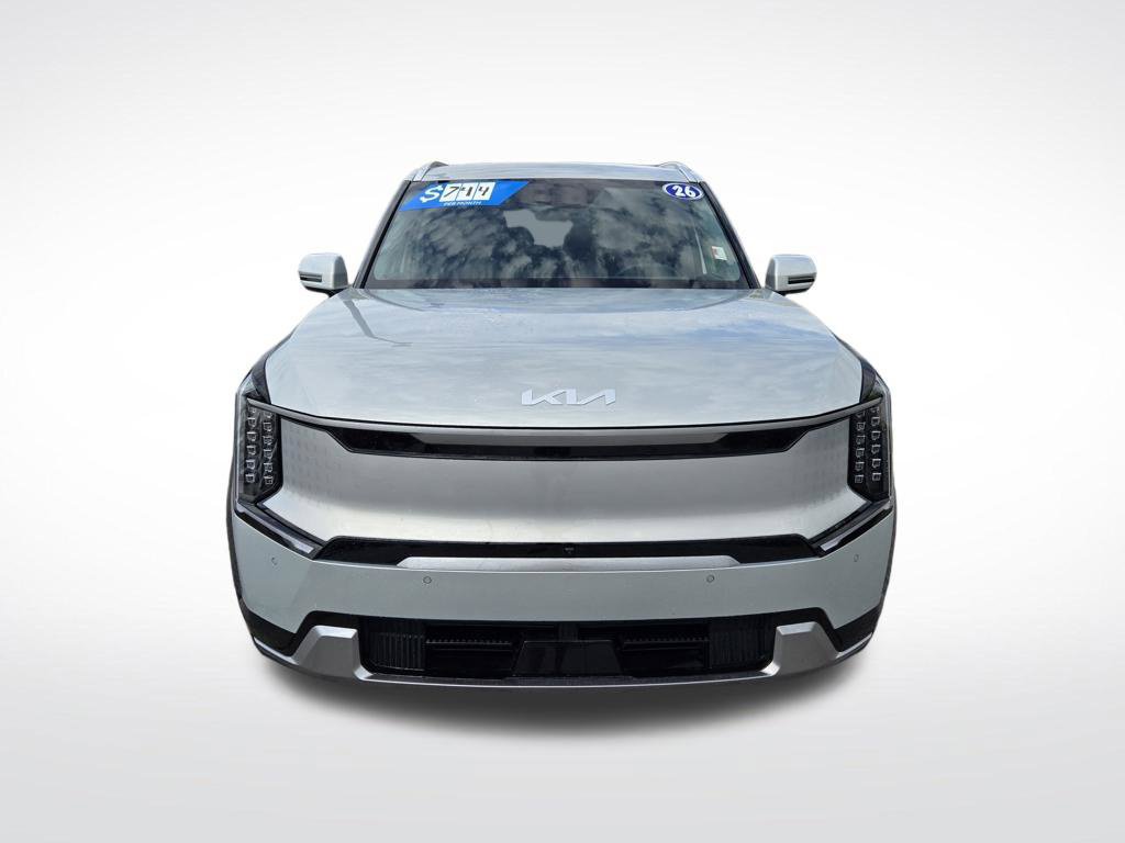 Used 2026 Kia EV9 Land AWD/4WD image 8