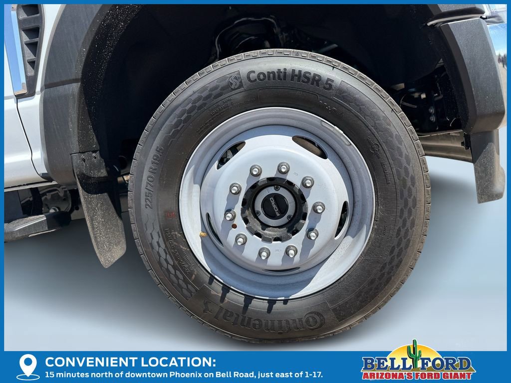 New 2025 Ford F550 4x4 Regular Cab Super Duty image 9