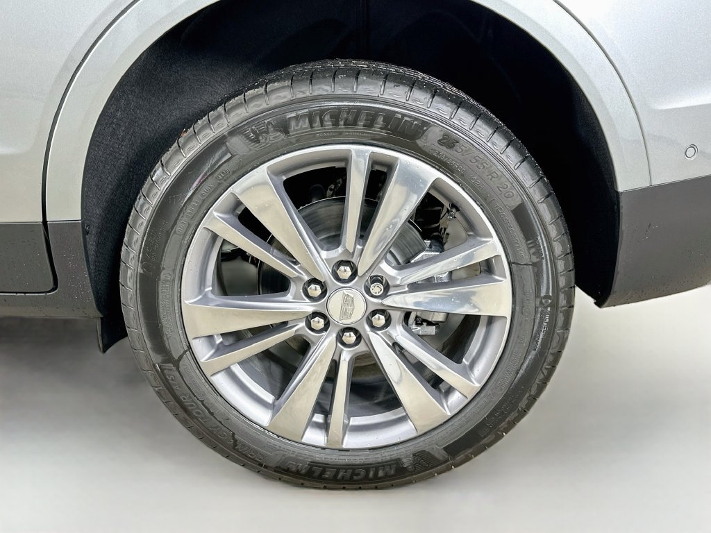 New 2026 Cadillac XT5 Premium Luxury w/ LPO, Floor Liner Package AWD/4WD image 39