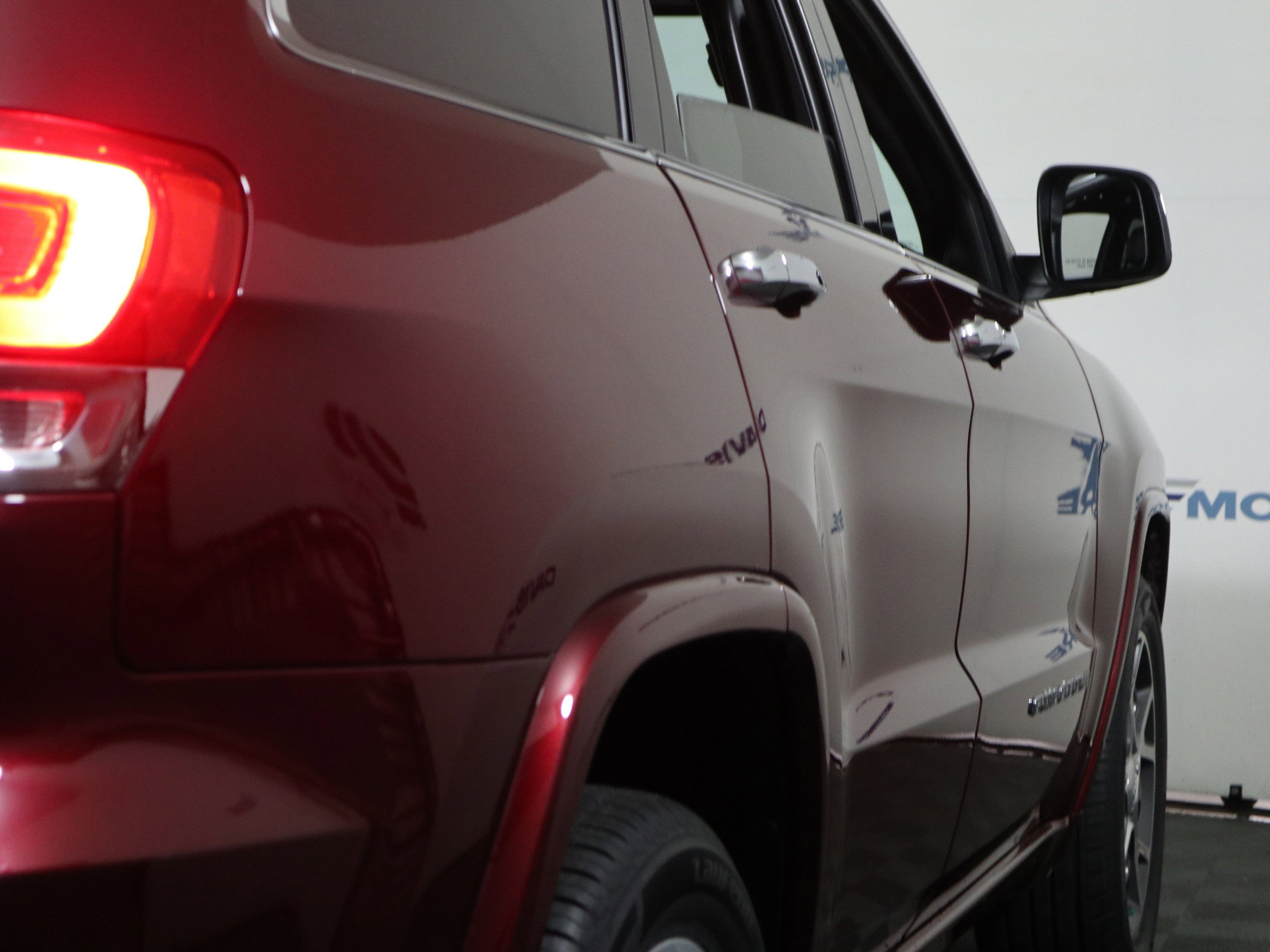 Used 2020 Jeep Grand Cherokee Overland image 5