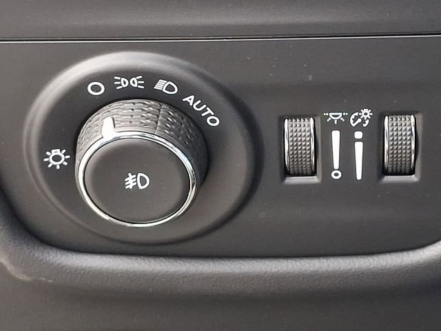 Used 2023 Jeep Grand Cherokee L Summit image 23