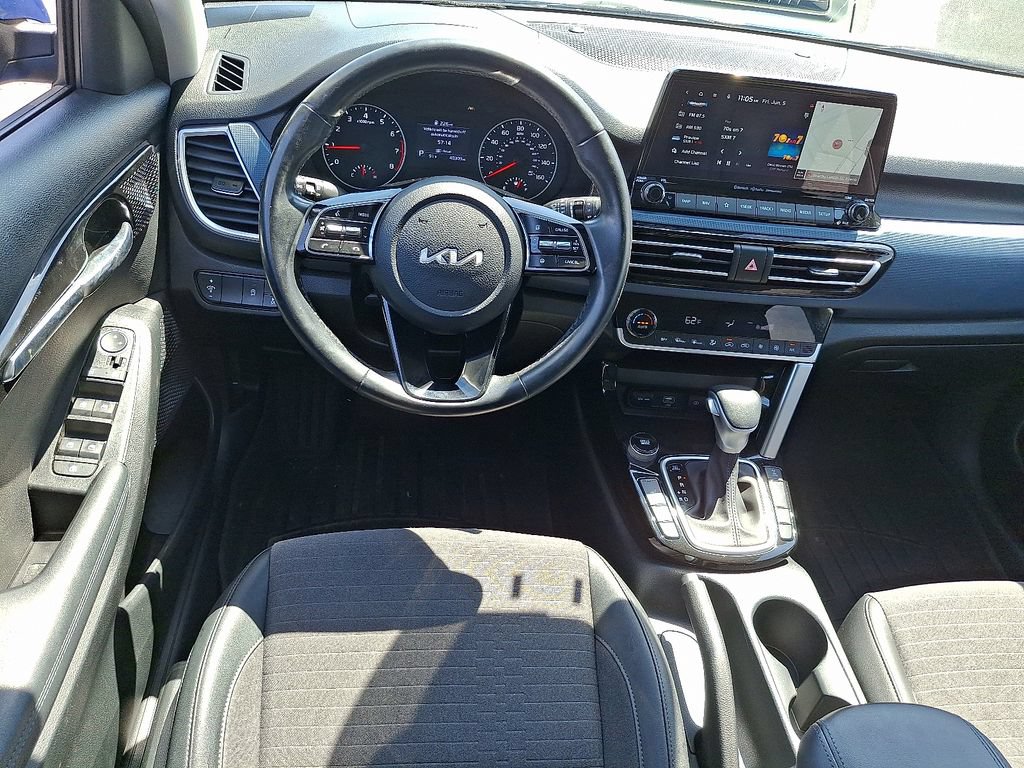 Certified 2023 Kia Seltos Nightfall Edition AWD/4WD image 12