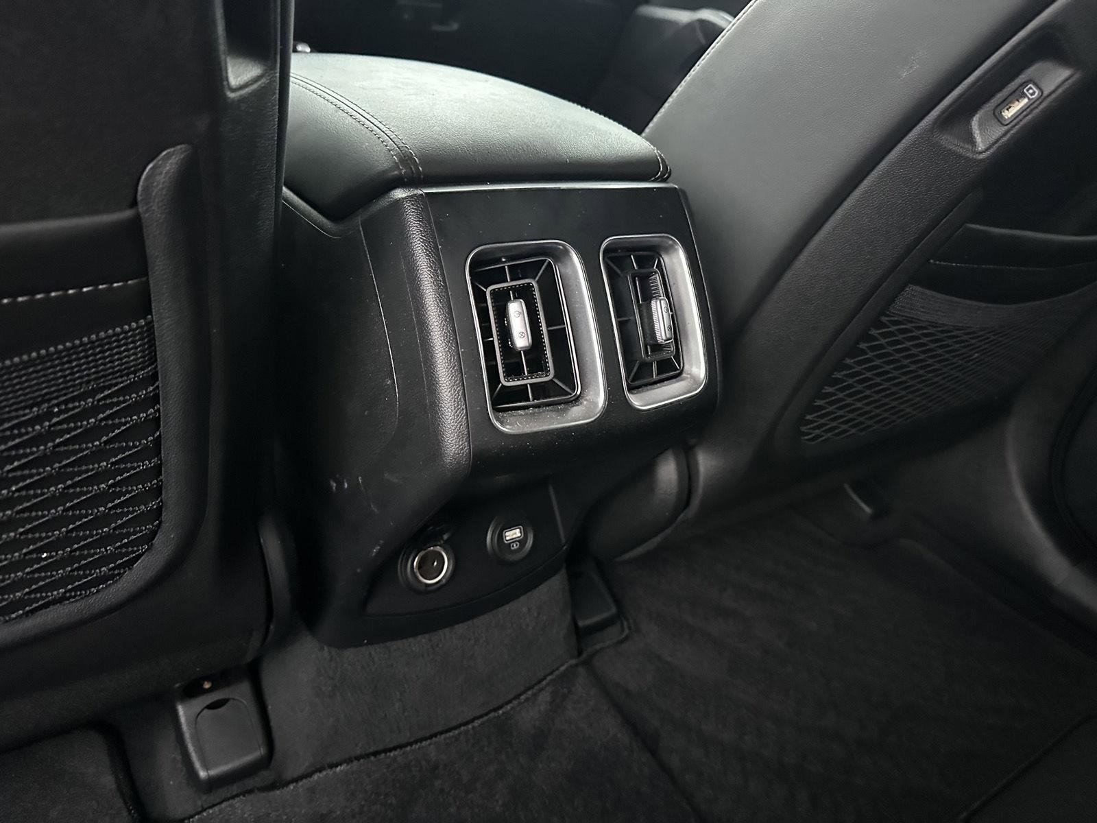 Used 2022 Kia Sorento S w/ Panoramic Sunroof Package AWD/4WD image 15