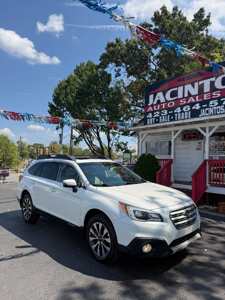 Used 2015 Subaru Outback 2.5i Limited AWD/4WD image 5