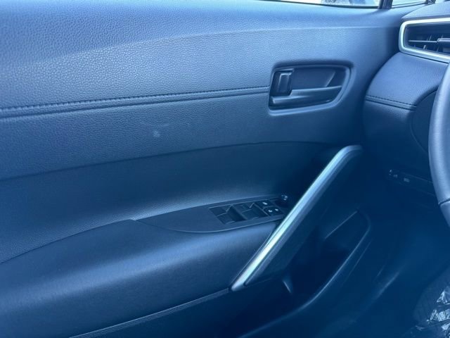 Certified 2022 Toyota Corolla Cross LE image 29