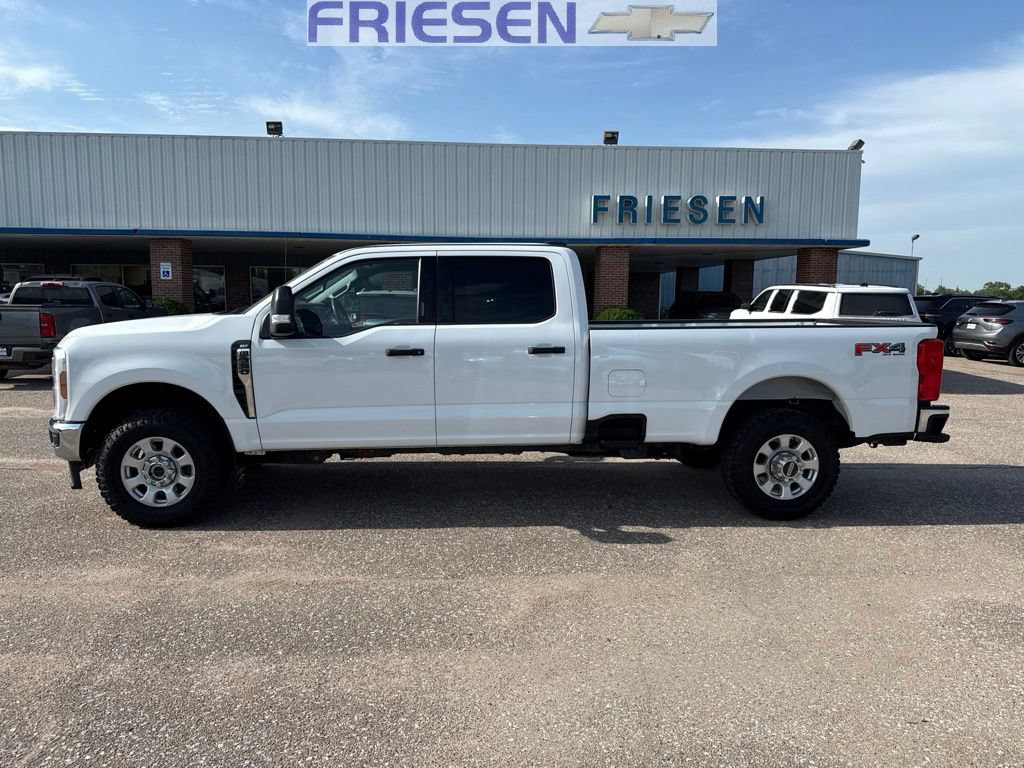 Used 2024 Ford F350 XLT w/ FX4 Off-Road Package AWD/4WD image 2