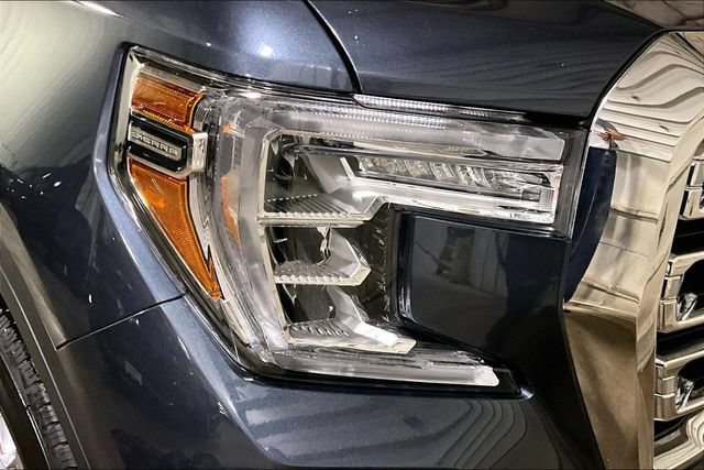 Used 2020 GMC Sierra 1500 SLT w/ SLT Premium Plus Package AWD/4WD image 4
