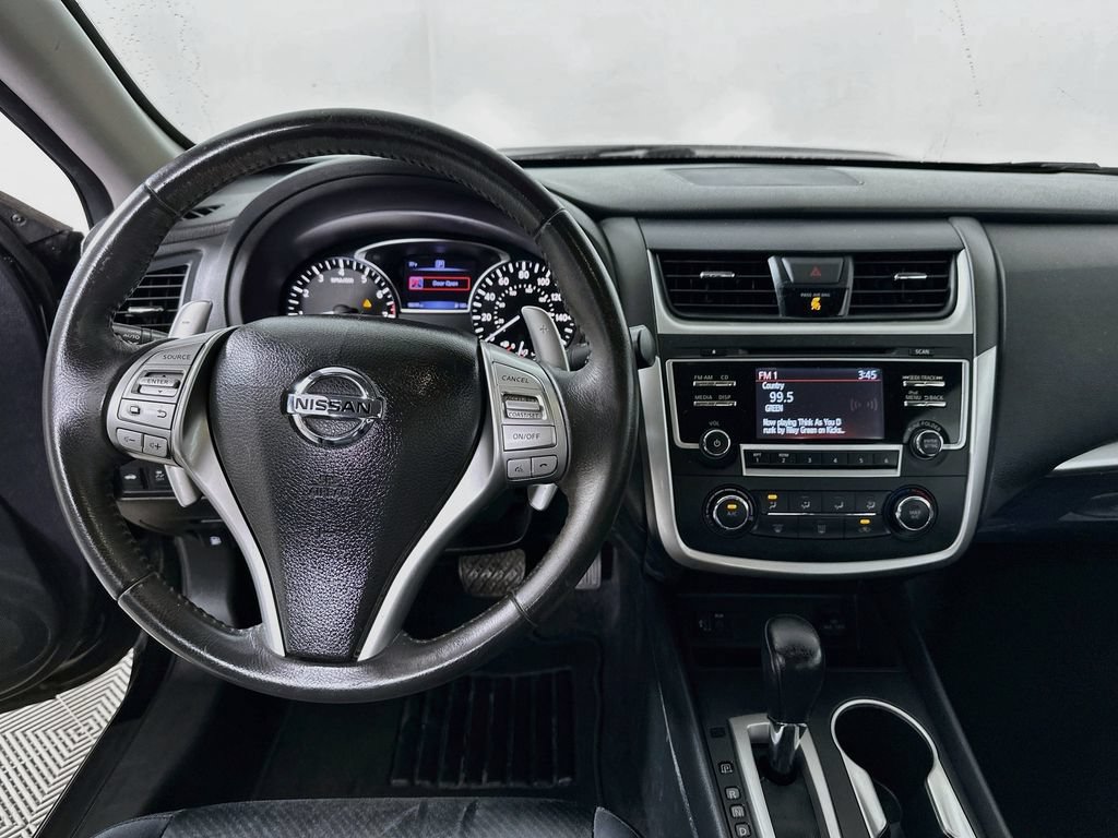 Used 2017 Nissan Altima 2.5 SR w/ Midnight Edition Package FWD image 19