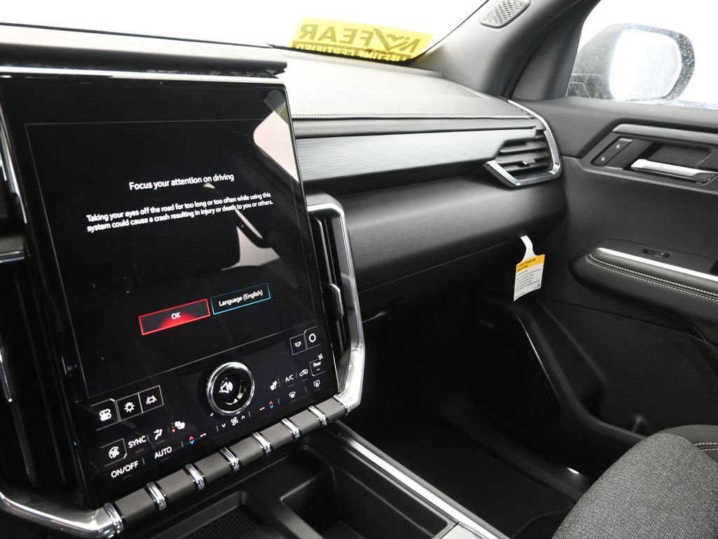 New 2025 GMC Acadia Elevation image 20