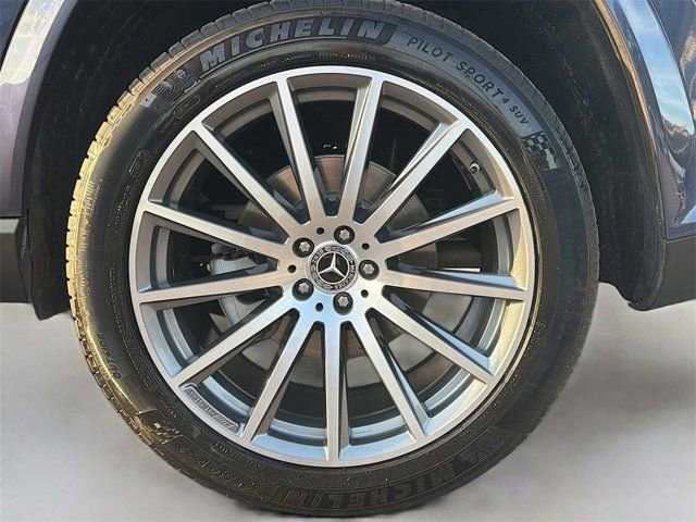 Used 2024 Mercedes-Benz GLS 580 4MATIC image 44